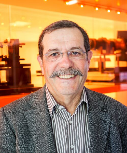 File:Alain Aspect (26341660894) (cropped).jpg