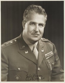 Leslie Groves