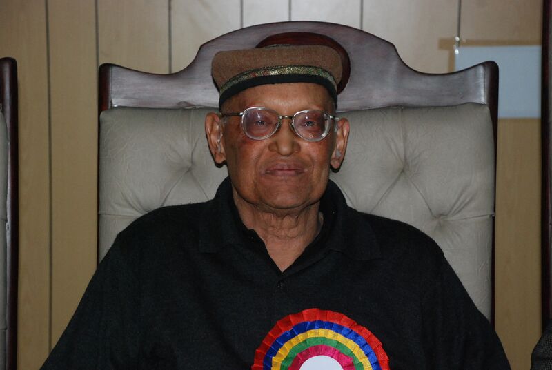 File:Asghar Qadir.jpg